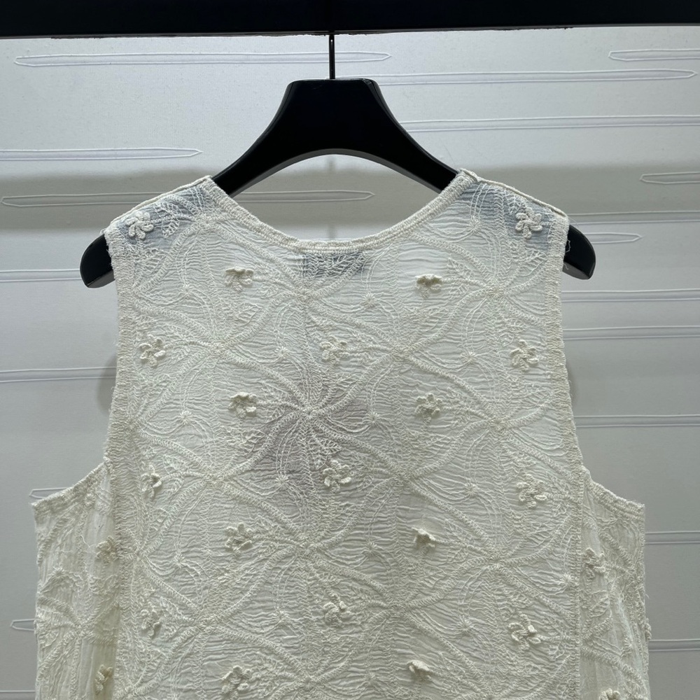 MiuMiu Crochet Crew Neck Vest - Picture 3 of 8